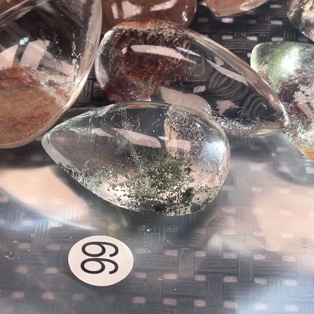 【闪购商品】颈饰未镶嵌水晶小****?