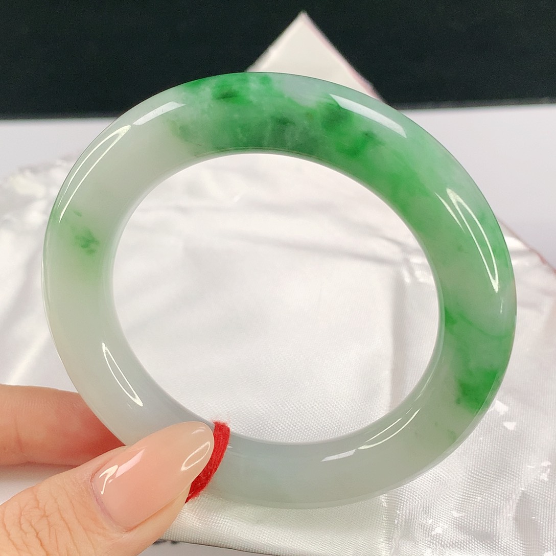 未镶嵌手镯翡翠812