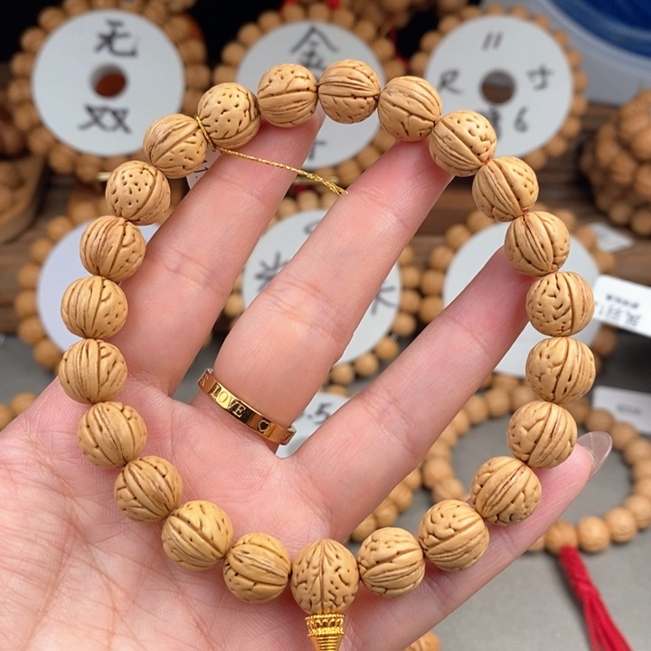桃核手串金豆11.5宽……