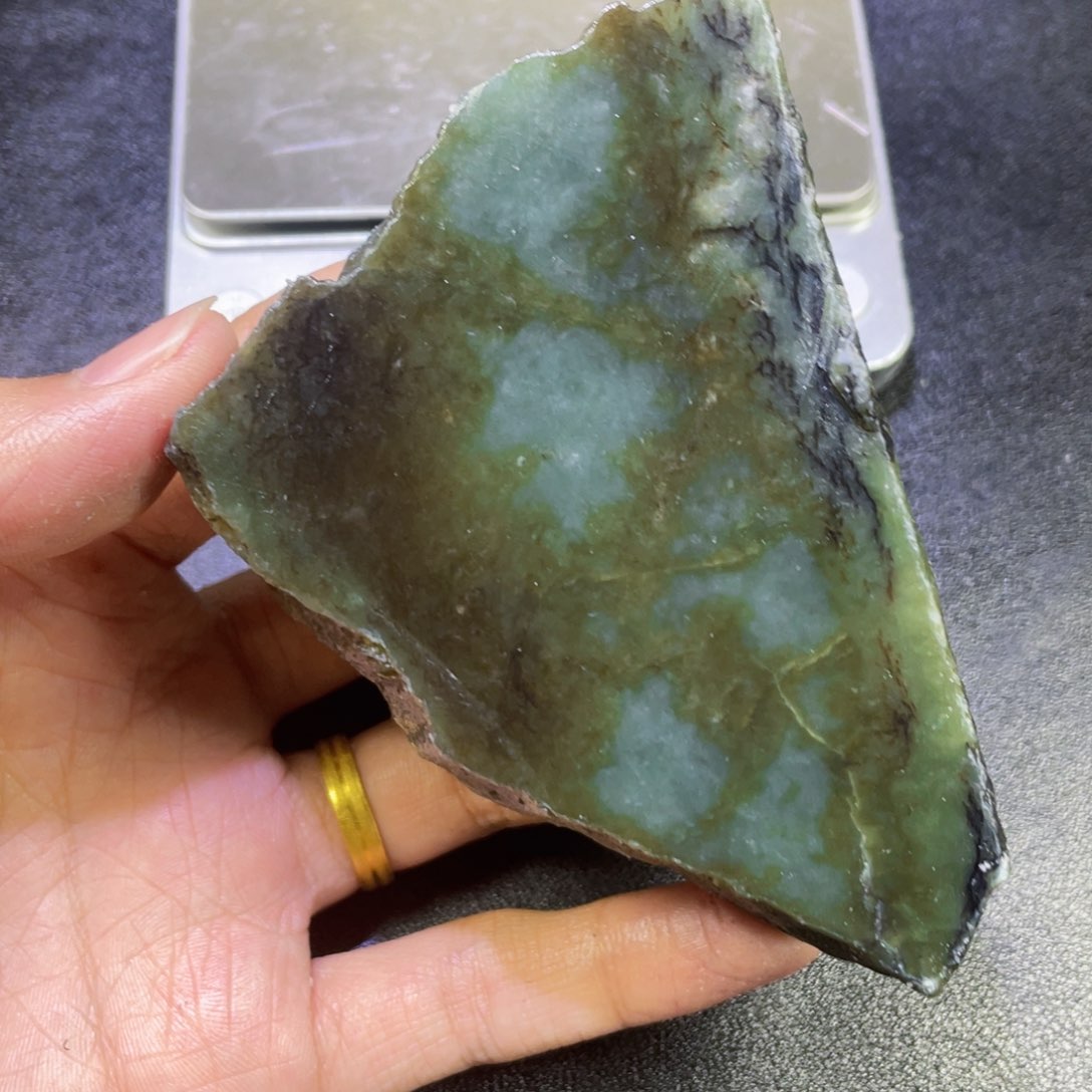 未镶嵌和田玉（糖玉）珠宝半成品