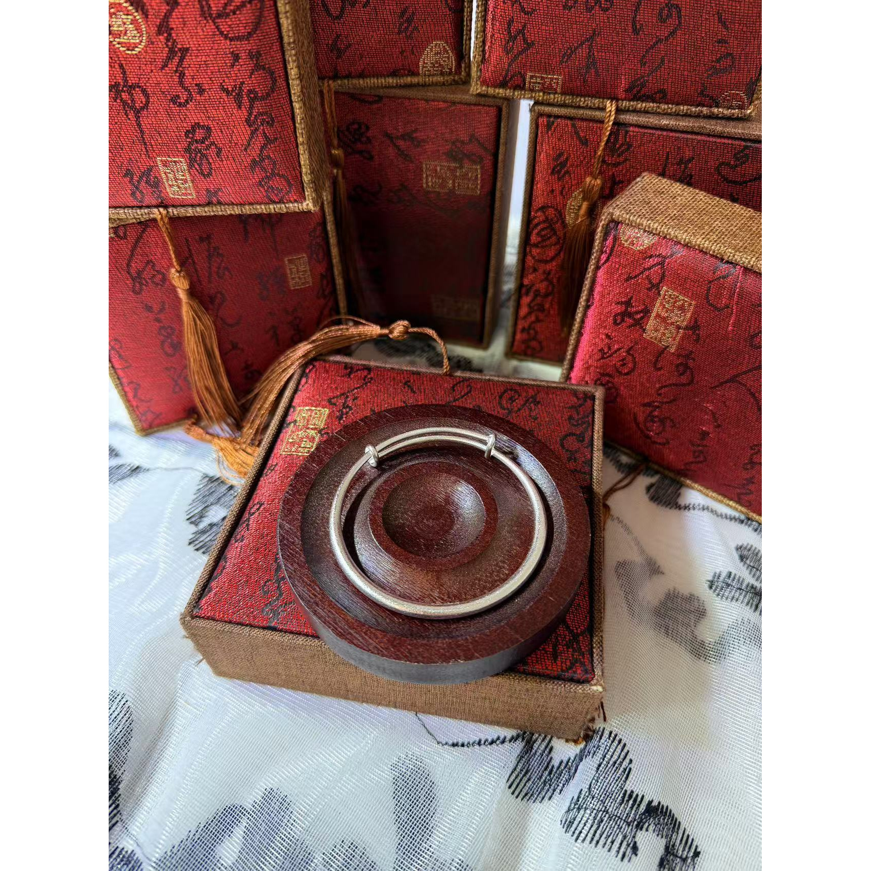 足银银制品 S001 磨砂素圈推拉手镯 直播间选款时尚百搭精美手镯