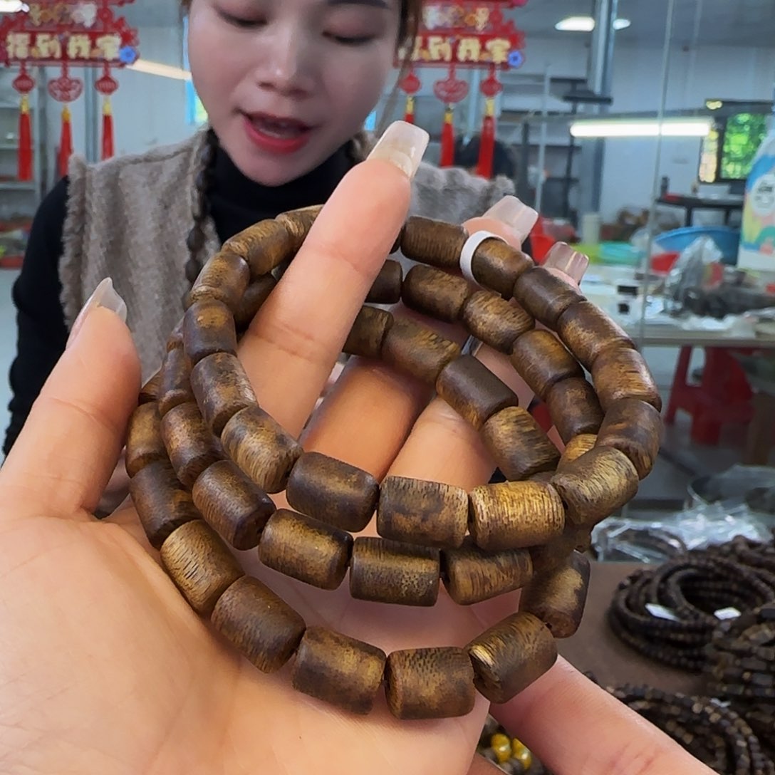沉香手串多样性发货1条海南白棋99986