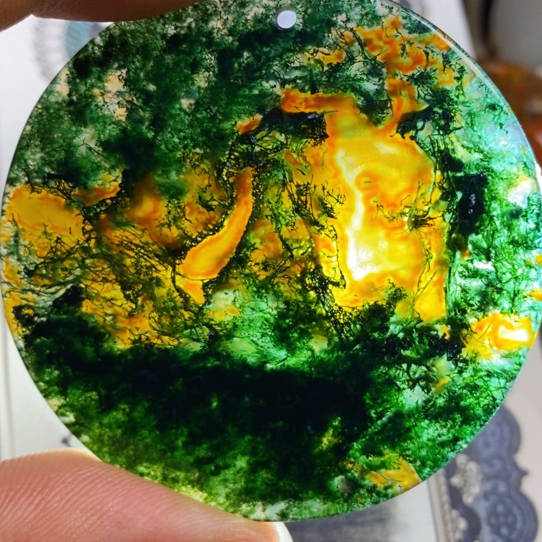 淡***静玛瑙/玉髓未镶嵌颈饰