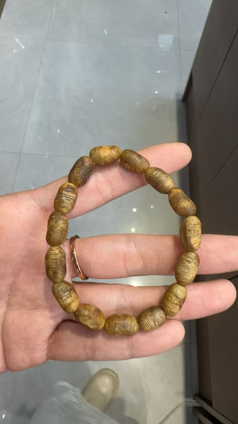 沉香沉香 留疤老料随型单圈3G+