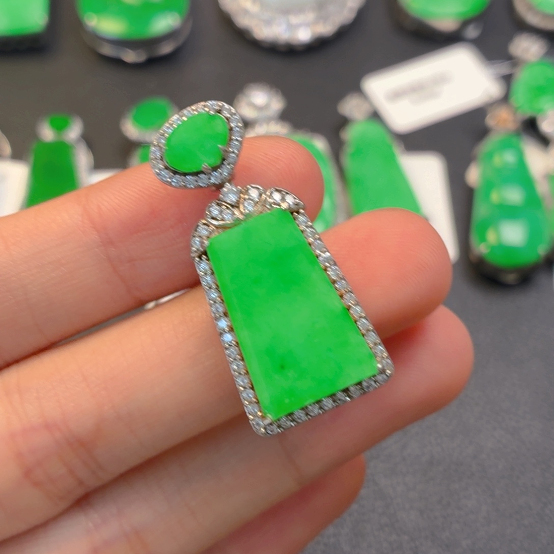 翡翠银S925镶嵌颈饰