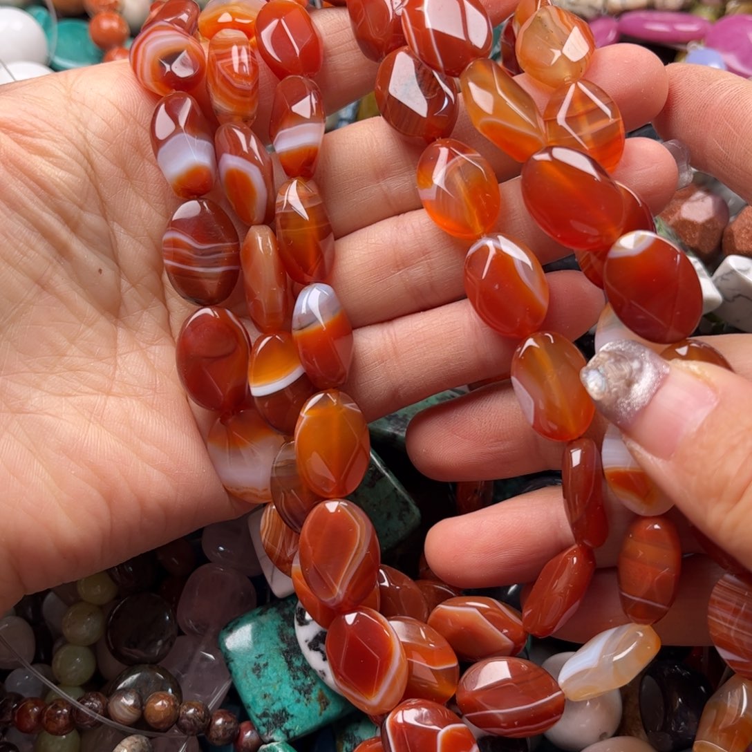 石英质玉珠宝奇石未镶嵌图