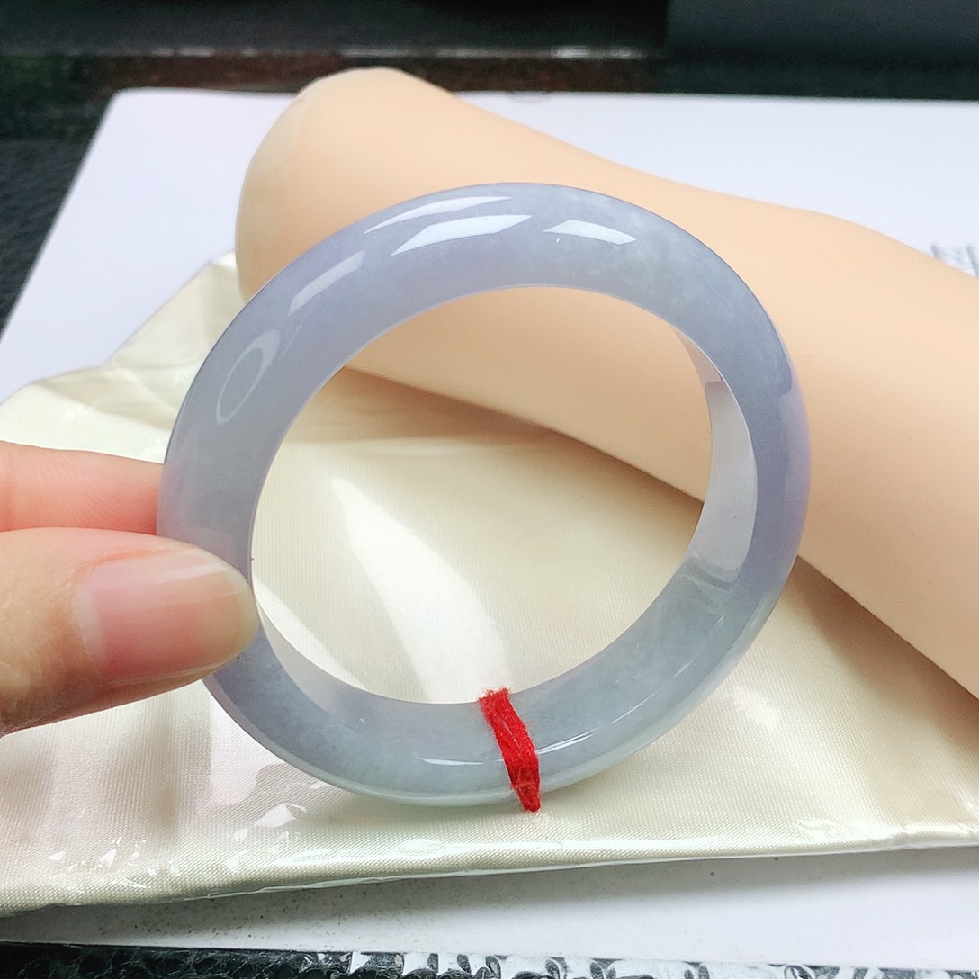 翡翠手镯未镶嵌正
