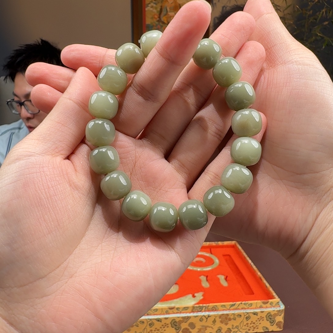 和田玉未镶嵌手链