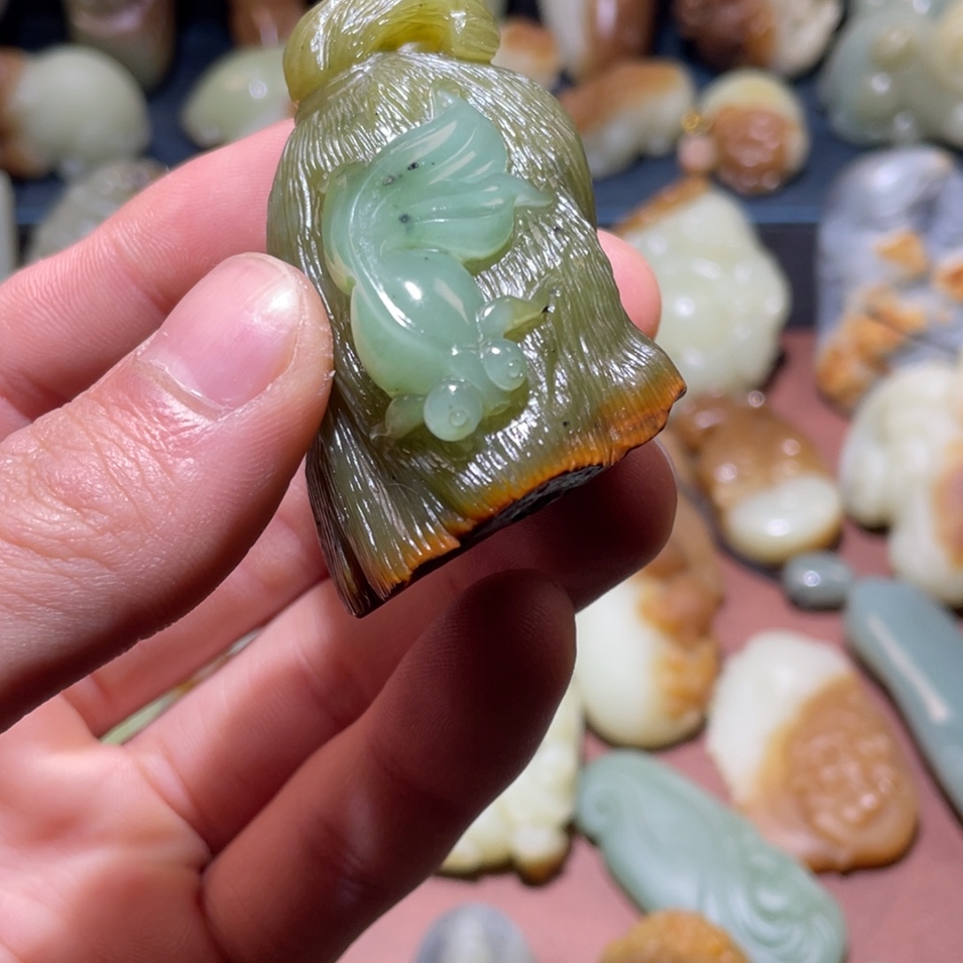 和田玉未镶嵌挂件