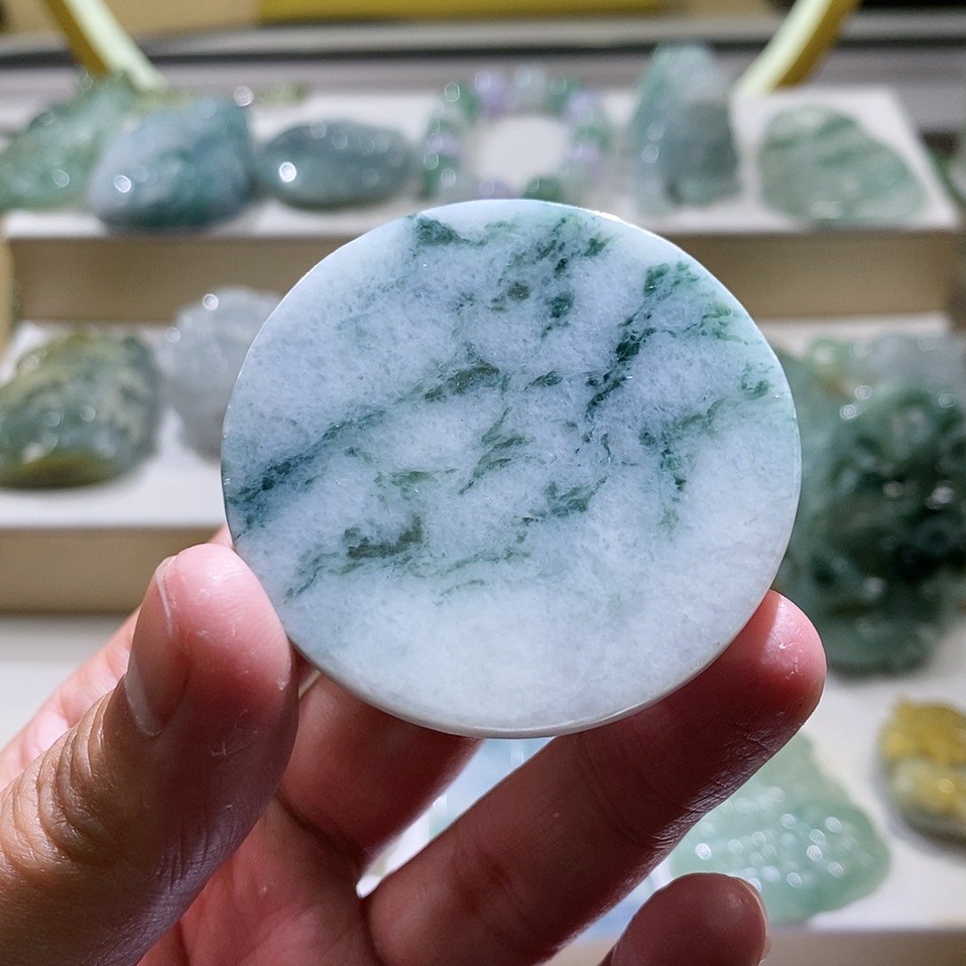 【闪购商品】翡翠颈饰未镶嵌无事牌