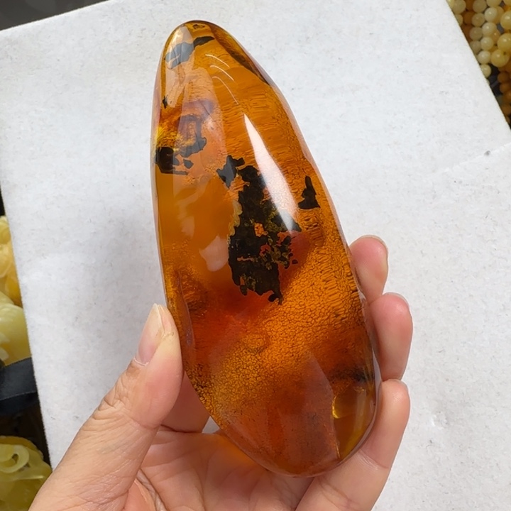 琥珀珠宝奇石未镶嵌