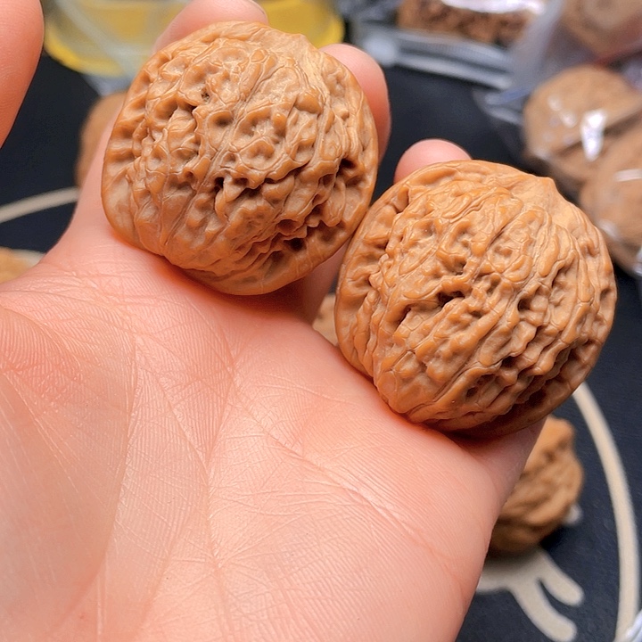 文玩核桃把件?****?莲花虎头