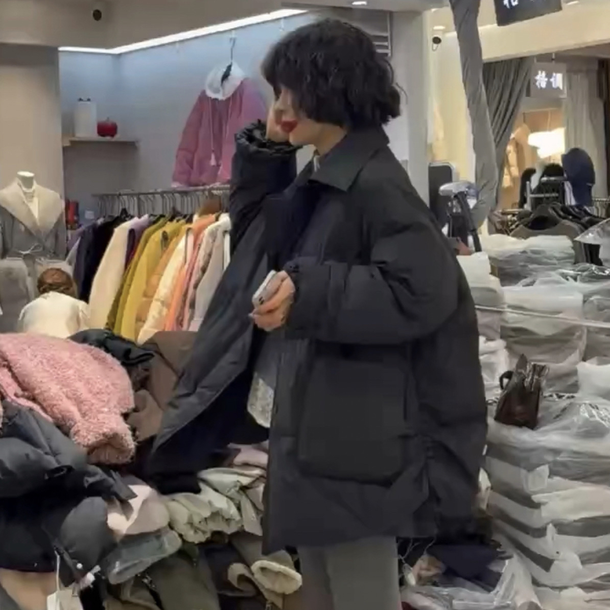 冬季宽松中长款翻领绒白鸭绒羽绒服女款保暖百搭
