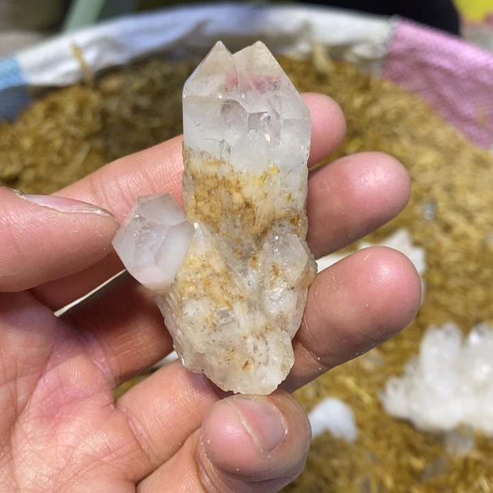 水晶水晶原石摆件未镶嵌