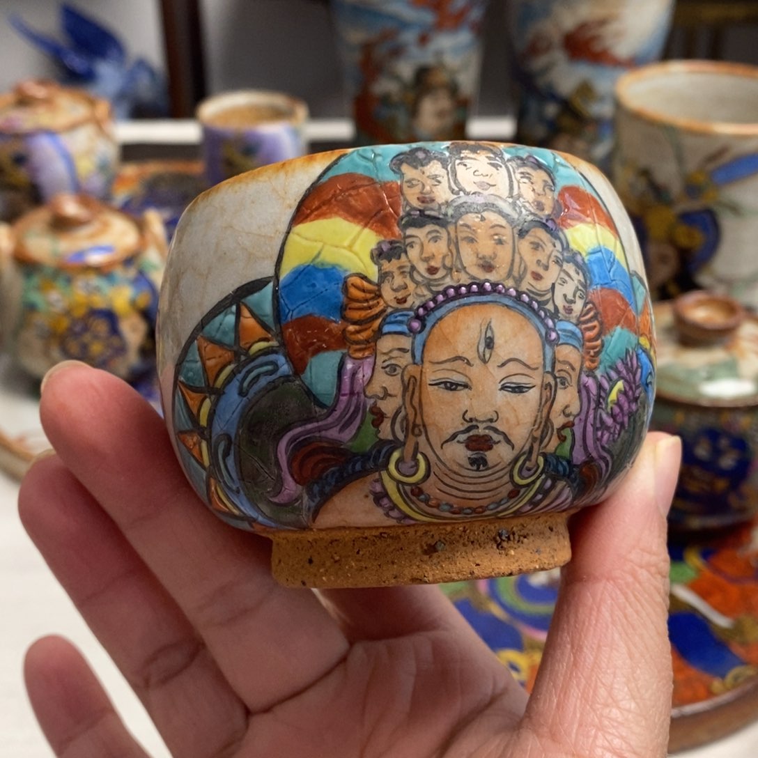 手工手绘敦煌十一面观音茶杯