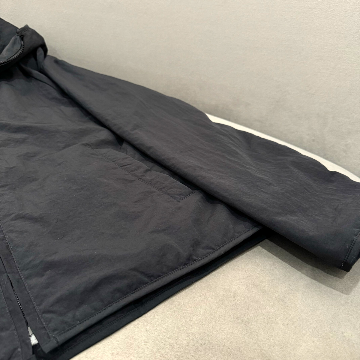 时尚户外休闲黑色连帽座山雕加绒夹克潮INS男士冬季宽松保暖外套