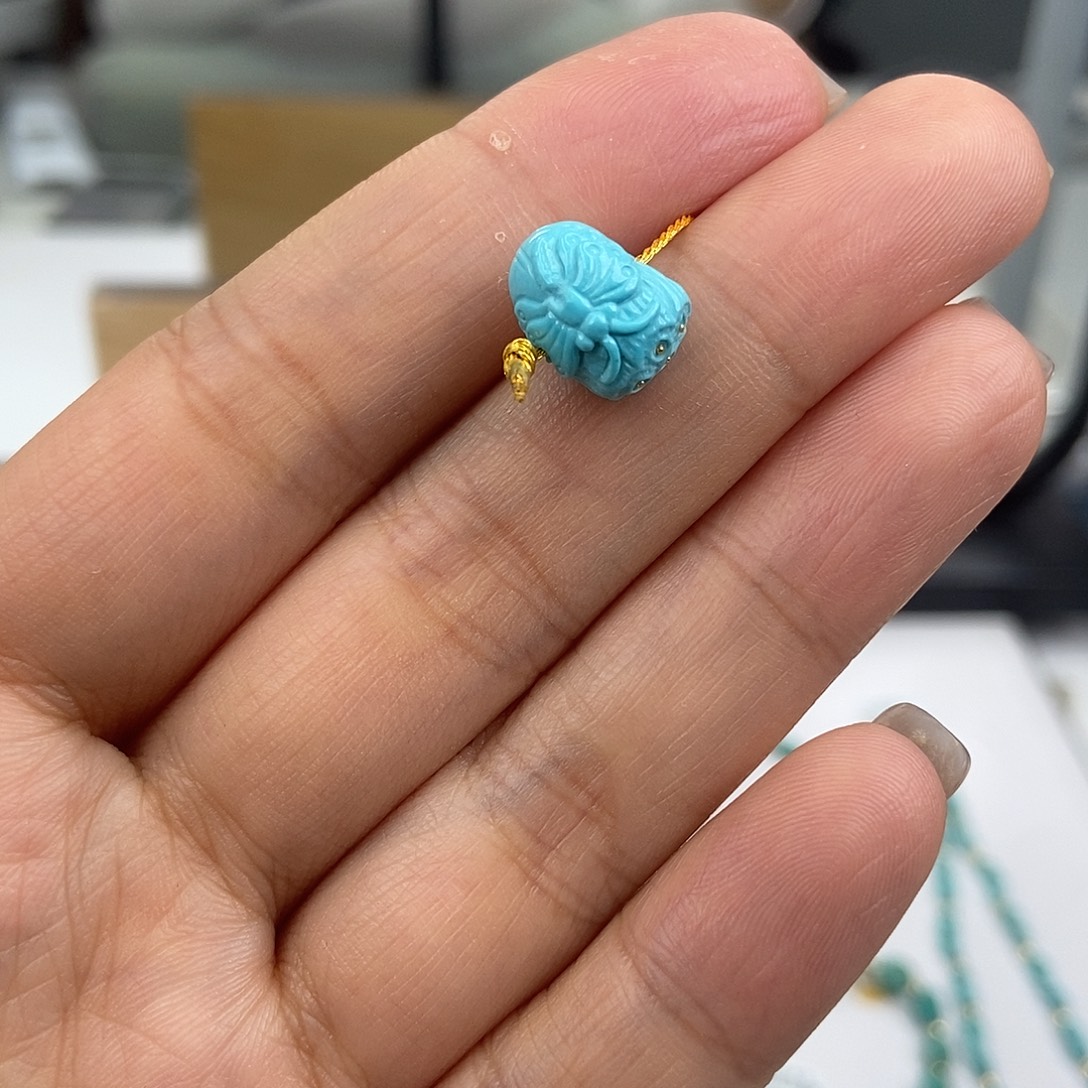 绿松石未镶嵌珠宝奇石