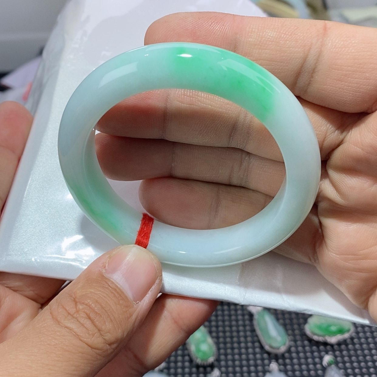 【闪购商品】翡翠手镯未镶嵌翡翠手镯