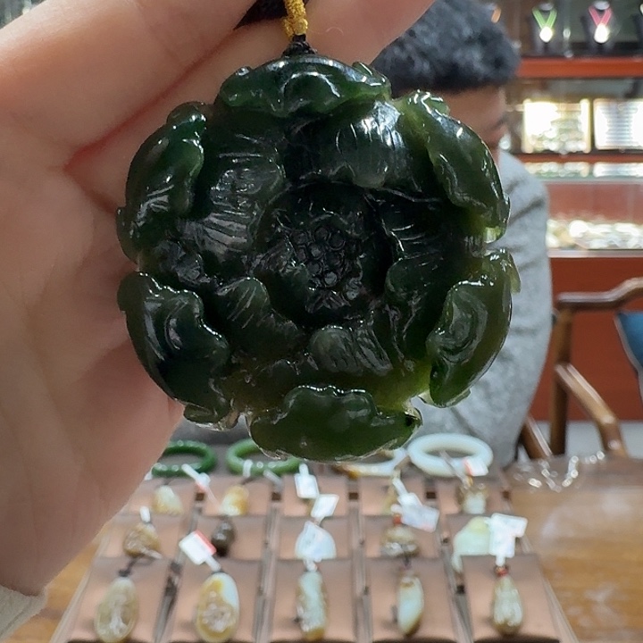 和田玉吊坠(不含链)未镶嵌