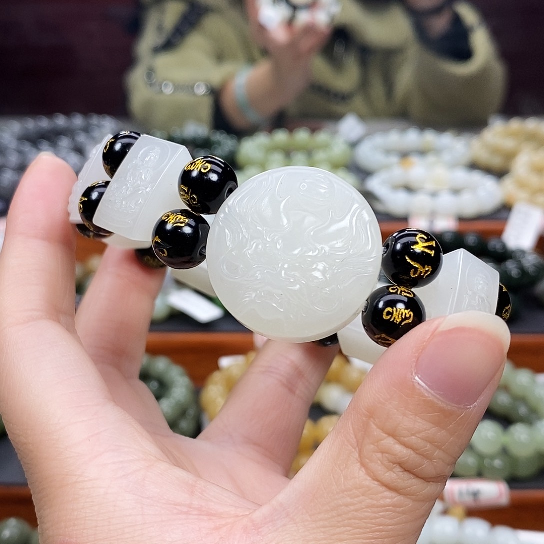 和田玉手链未镶嵌