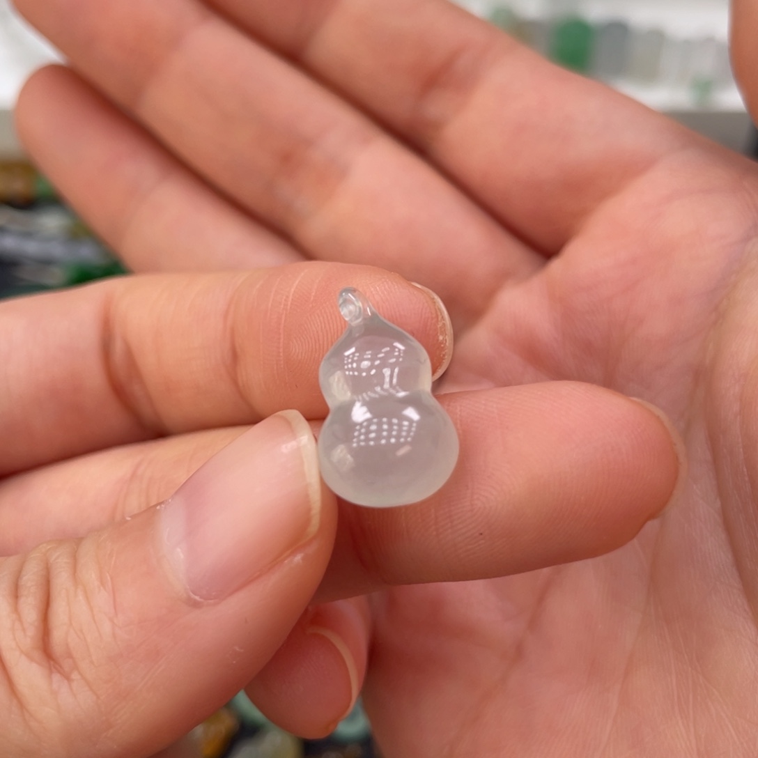 翡翠裸石缅甸翡翠天然翡翠