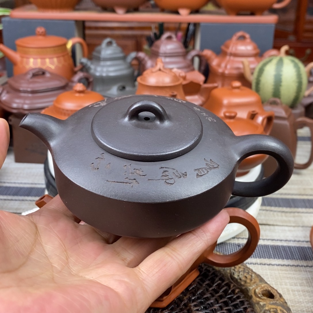 紫砂茶壶曼生扁石200cc原矿黑料