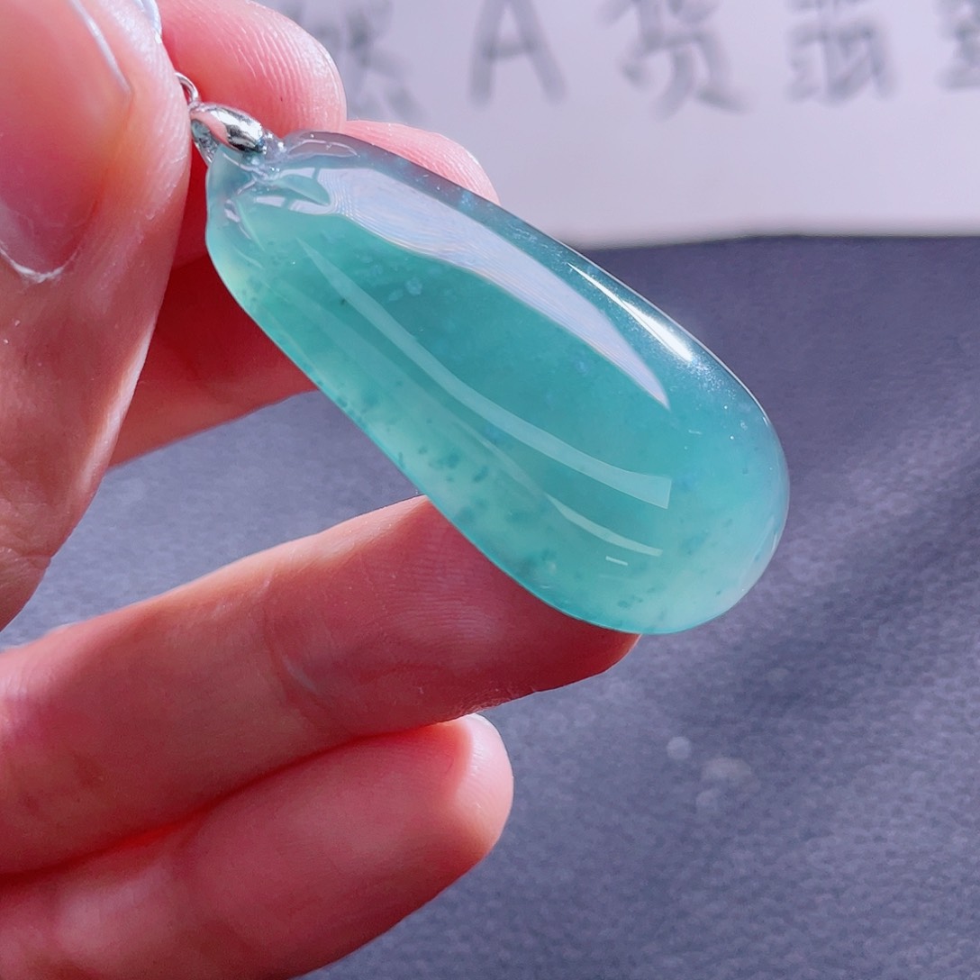 翡翠颈饰未镶嵌999999999