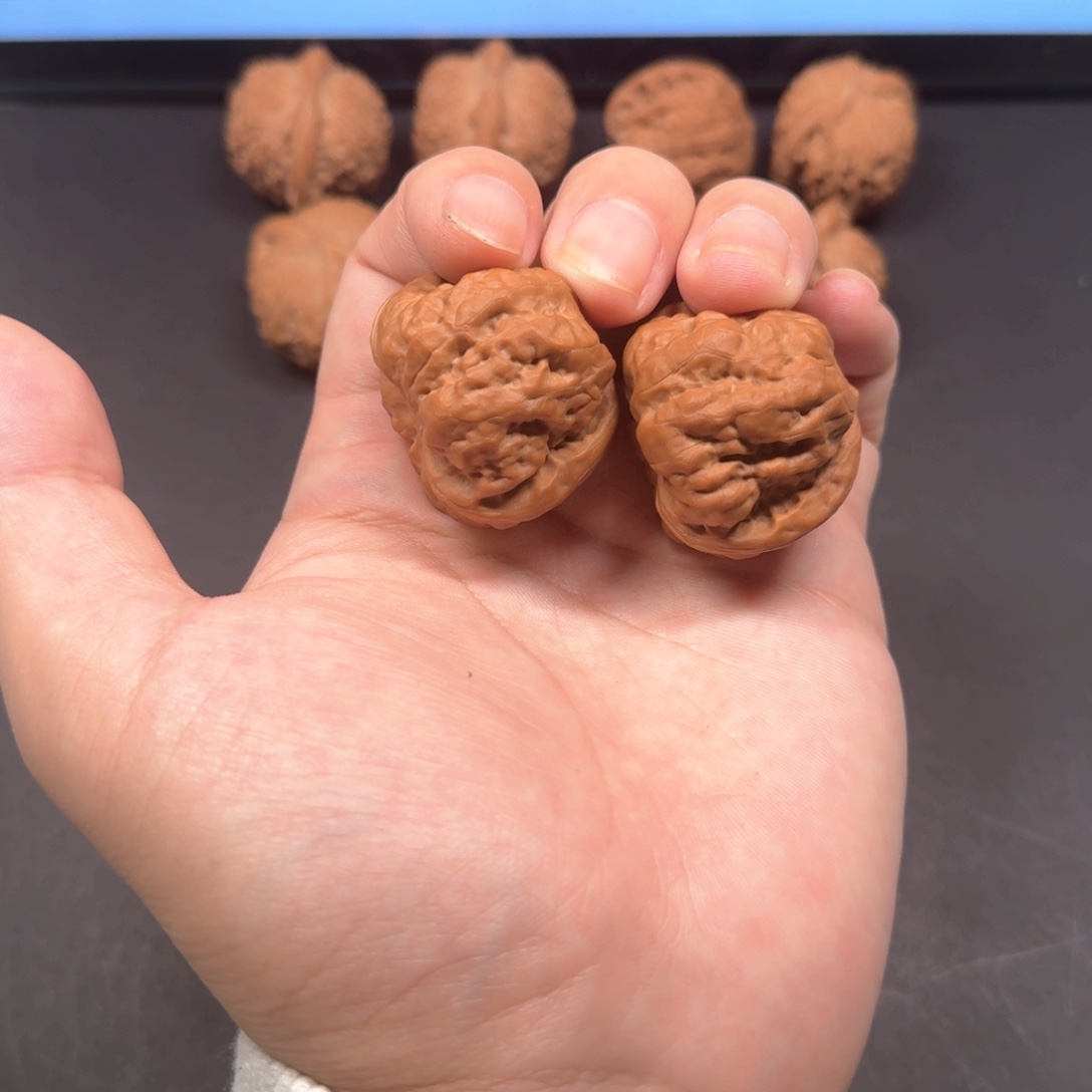 把件文玩核桃36蛤蟆头全品（八腿八眼）