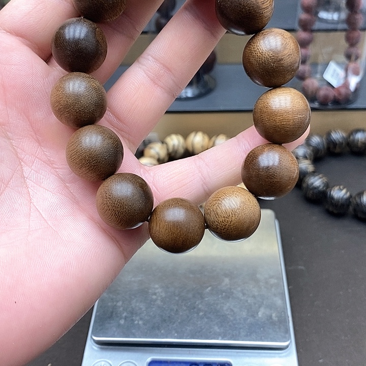 沉香沉香碎屑越南富森红土7