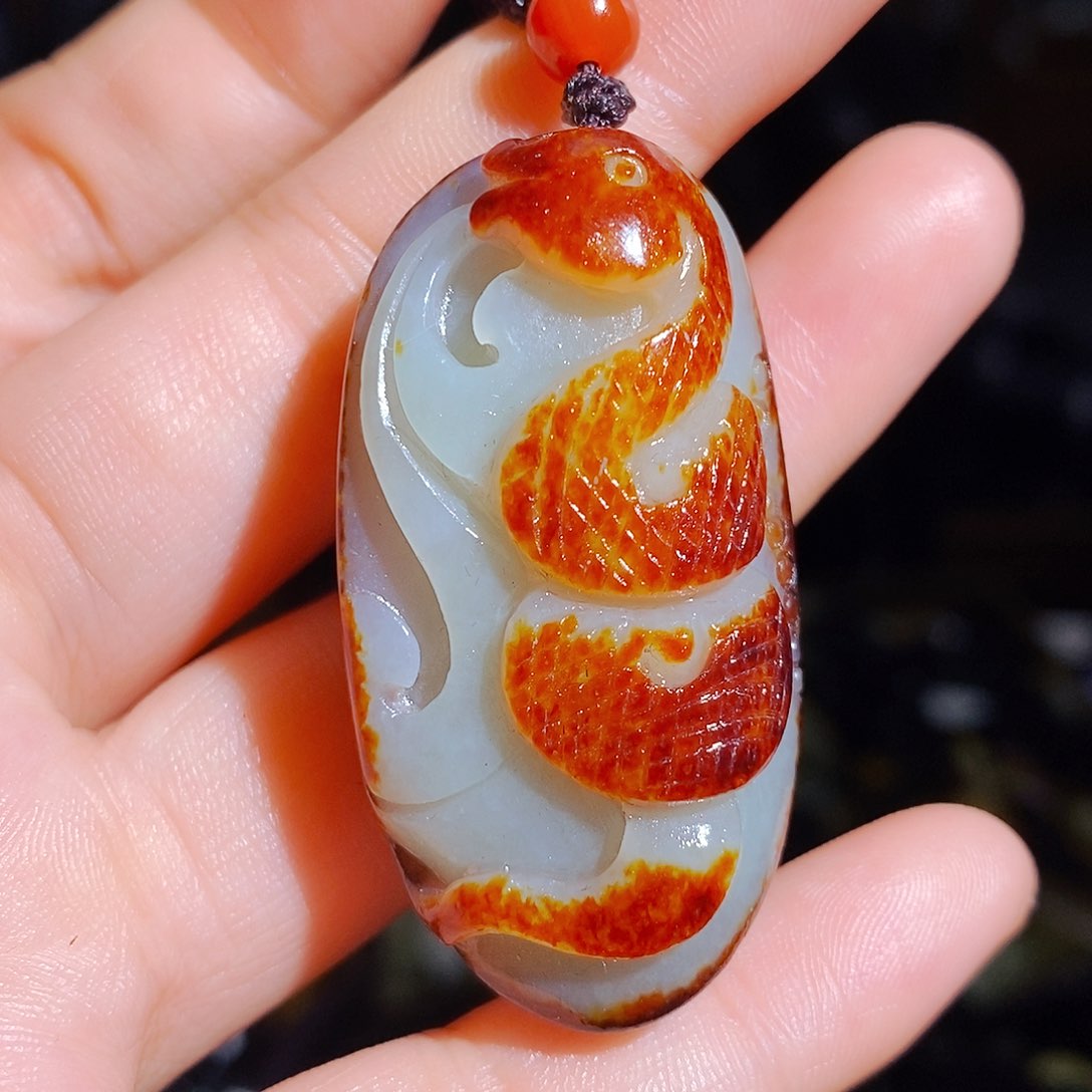 和田玉颈饰未镶嵌