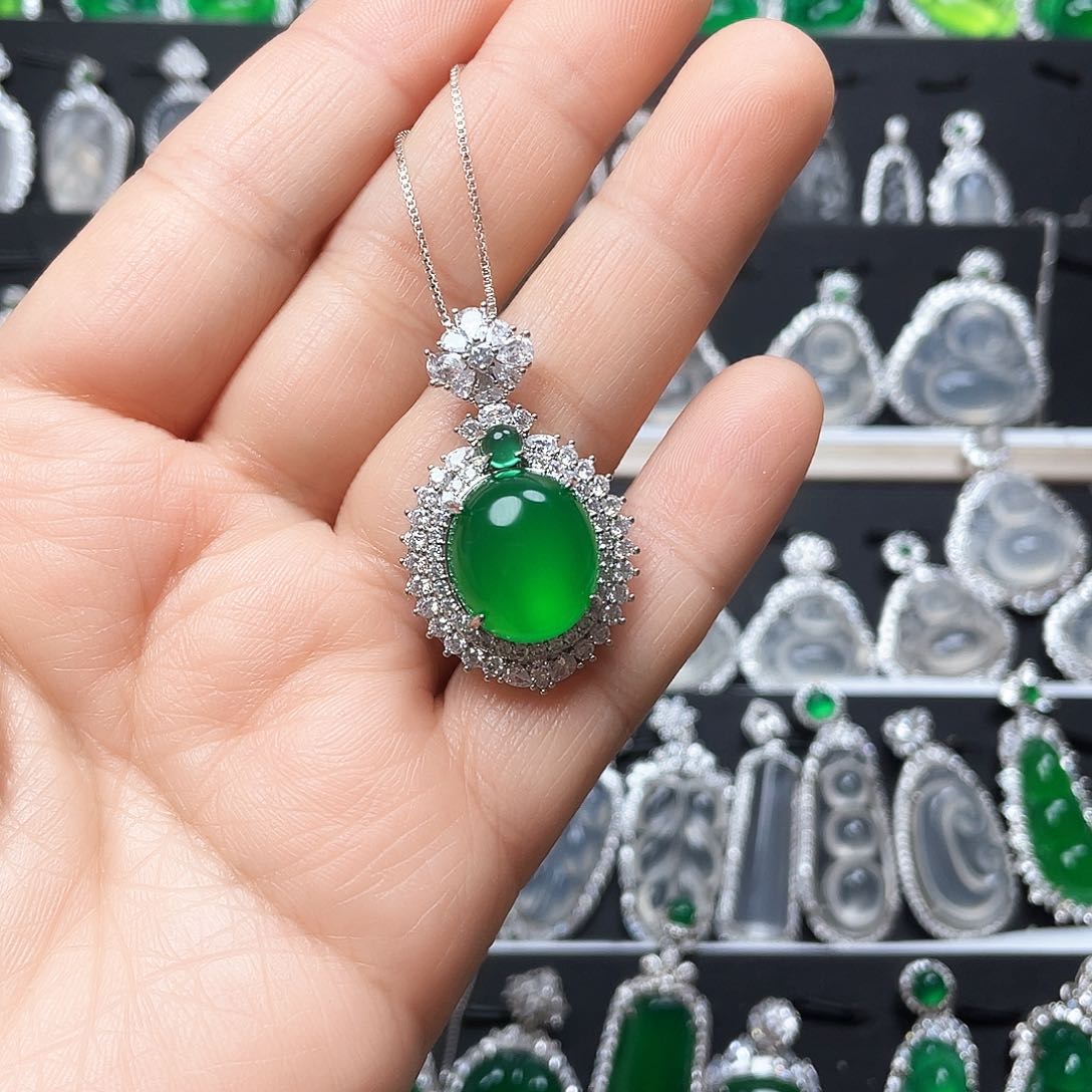 玛瑙/玉髓颈饰合金