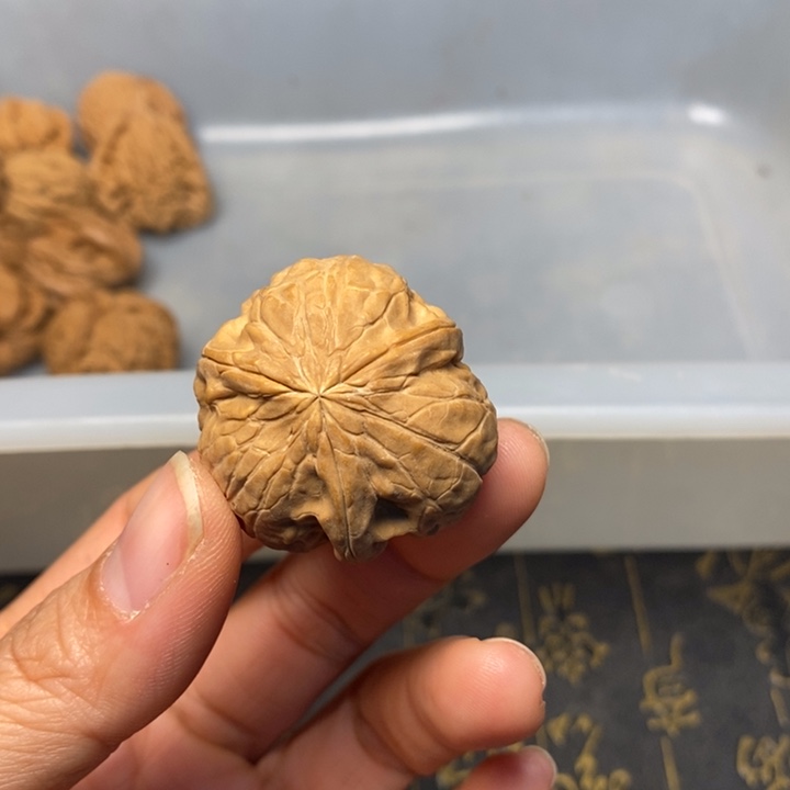 M***e文玩核桃吊坠文玩核桃异形单只