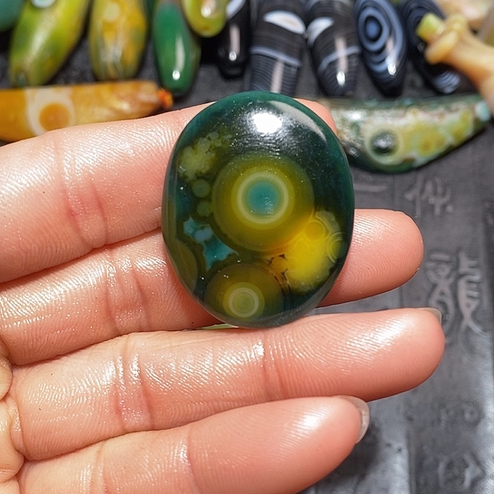玛瑙/玉髓合金颈饰