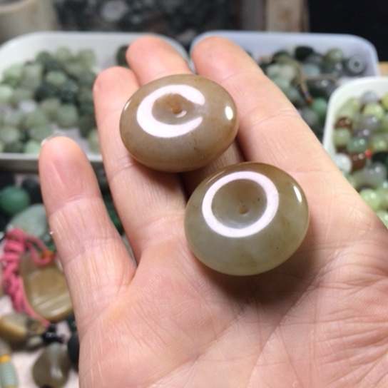 和田玉（糖玉）未镶嵌颈饰用****2