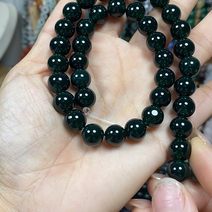 玛瑙/玉髓未镶嵌珠宝半成品A级高级深绿玛瑙卡10mm