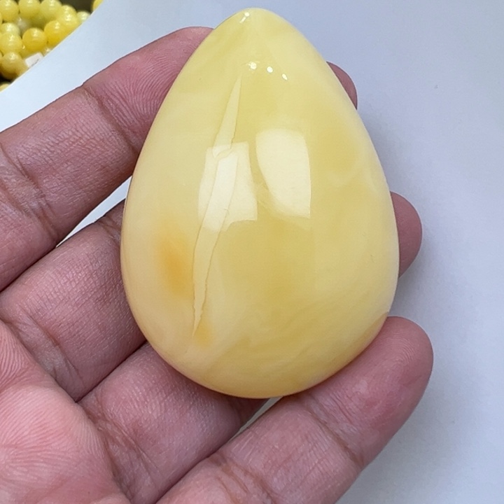 【闪购商品】琥珀裸石未镶嵌31.4克