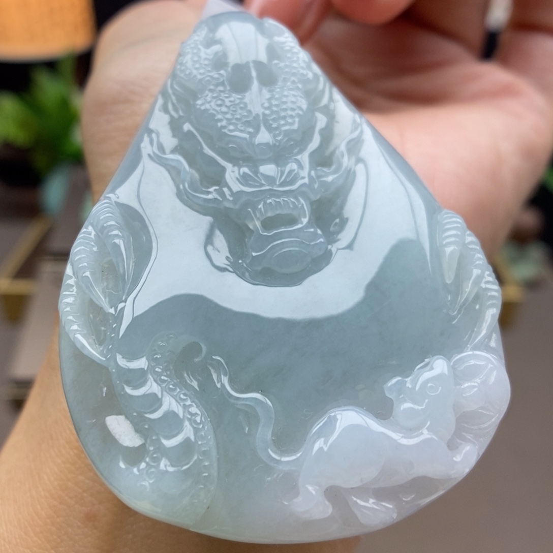 翡翠未镶嵌颈饰吊坠43