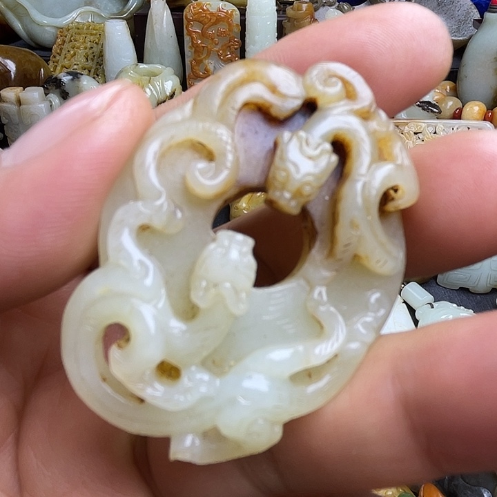 颈饰未镶嵌和田玉