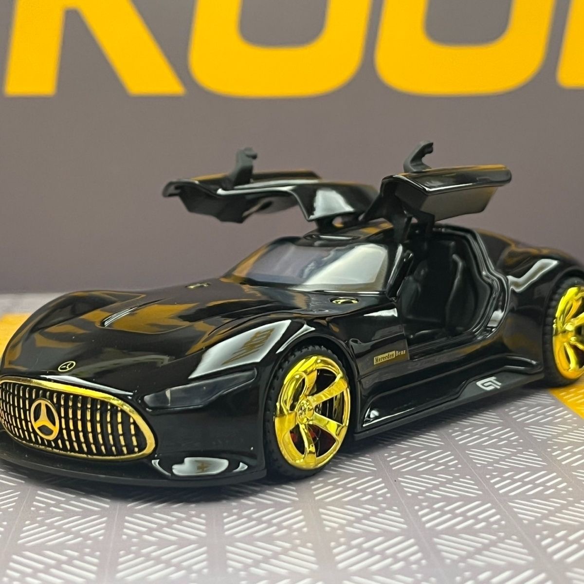 【新人福利】鸥翼门奔驰AMG-GT VISINN仿真合金汽车模型玩具摆件 