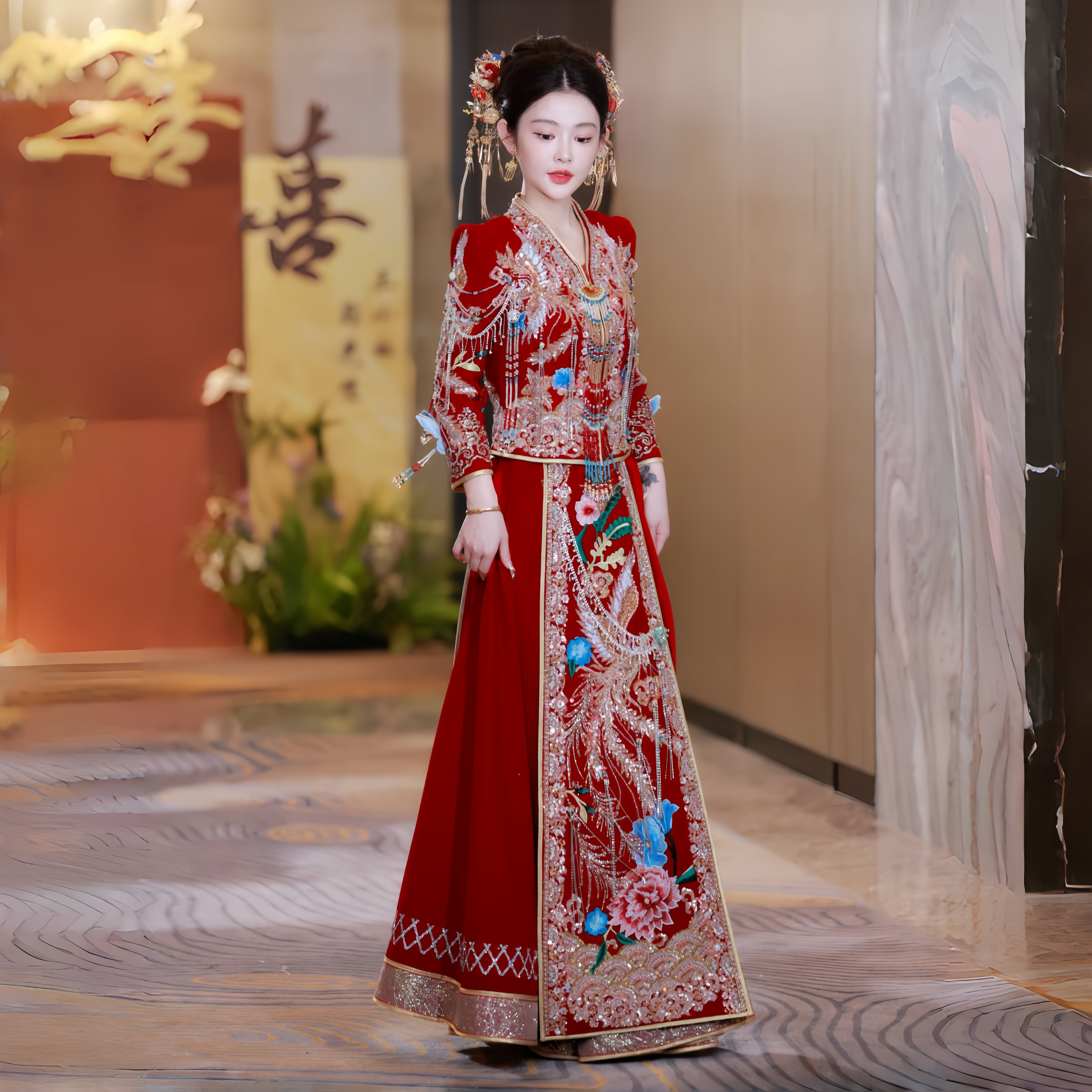 重工丝绒秀禾服V领显瘦胖新娘结婚中式婚服大码加肥200斤出阁嫁衣