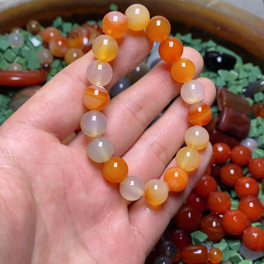 未镶嵌颈饰玛瑙/玉髓