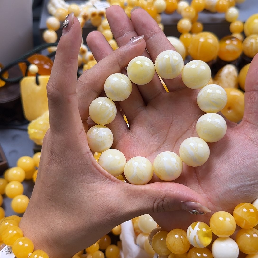 琥珀珠宝奇石未镶嵌同料乌料白蜡20mm