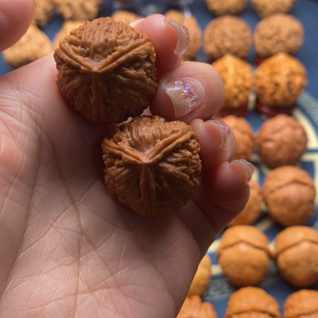 文玩核桃把件S****E精品小手捻