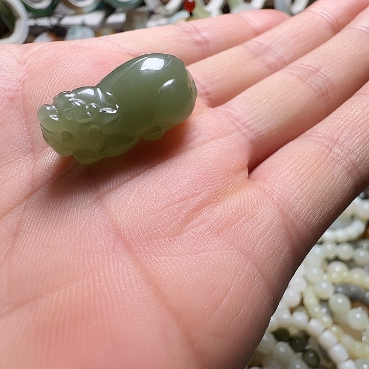 和田玉（青白玉）未镶嵌颈饰