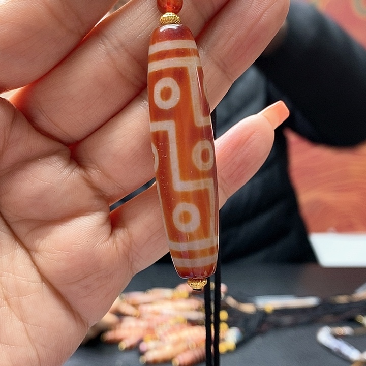 玛瑙/玉髓颈饰合金