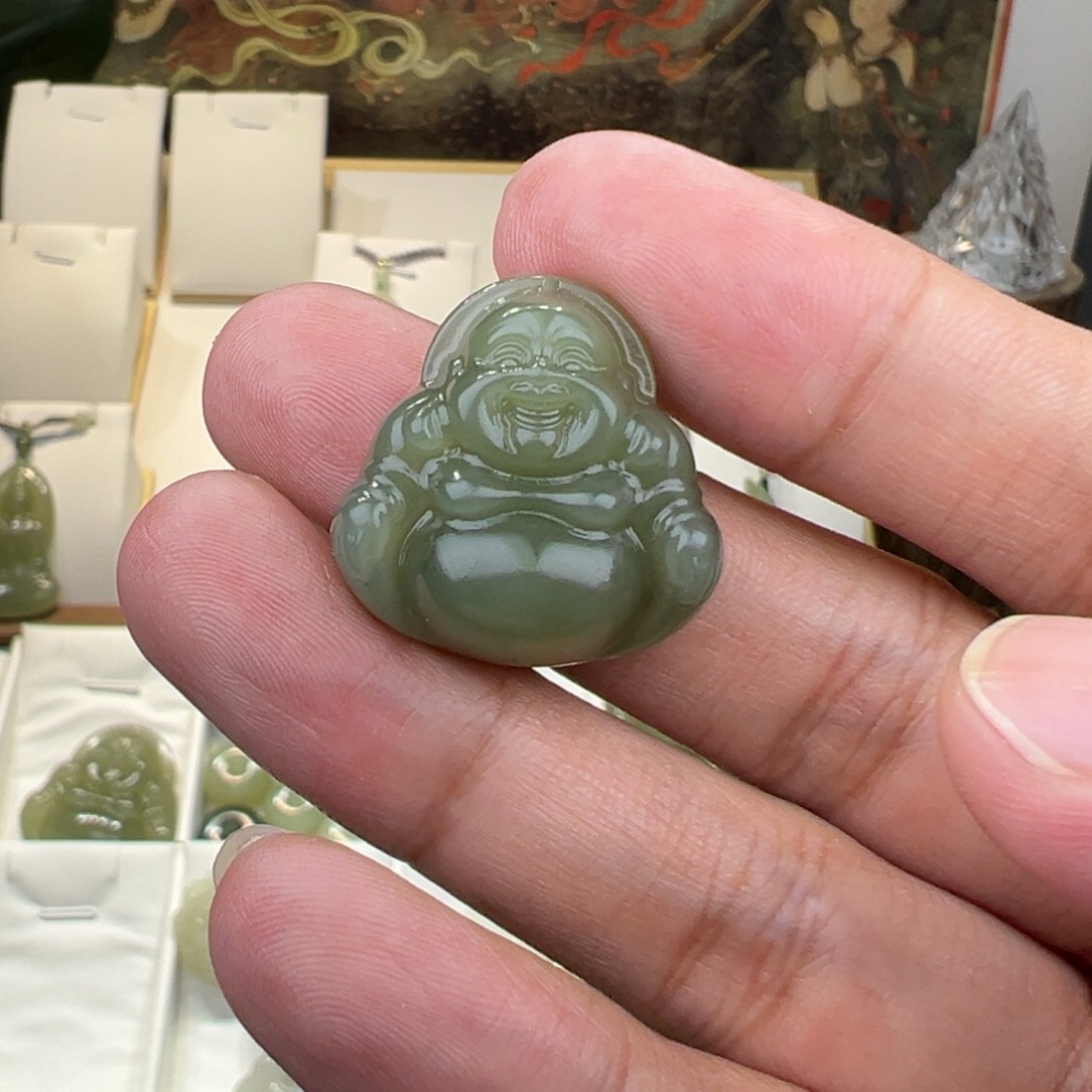 和田玉吊坠(不含链)未镶嵌25mm特价微瑕疵款佛公考虑好下单