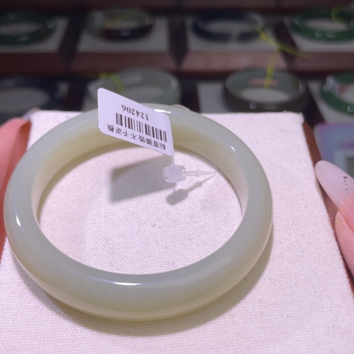 未镶嵌手镯和田玉链接18圈口55.66