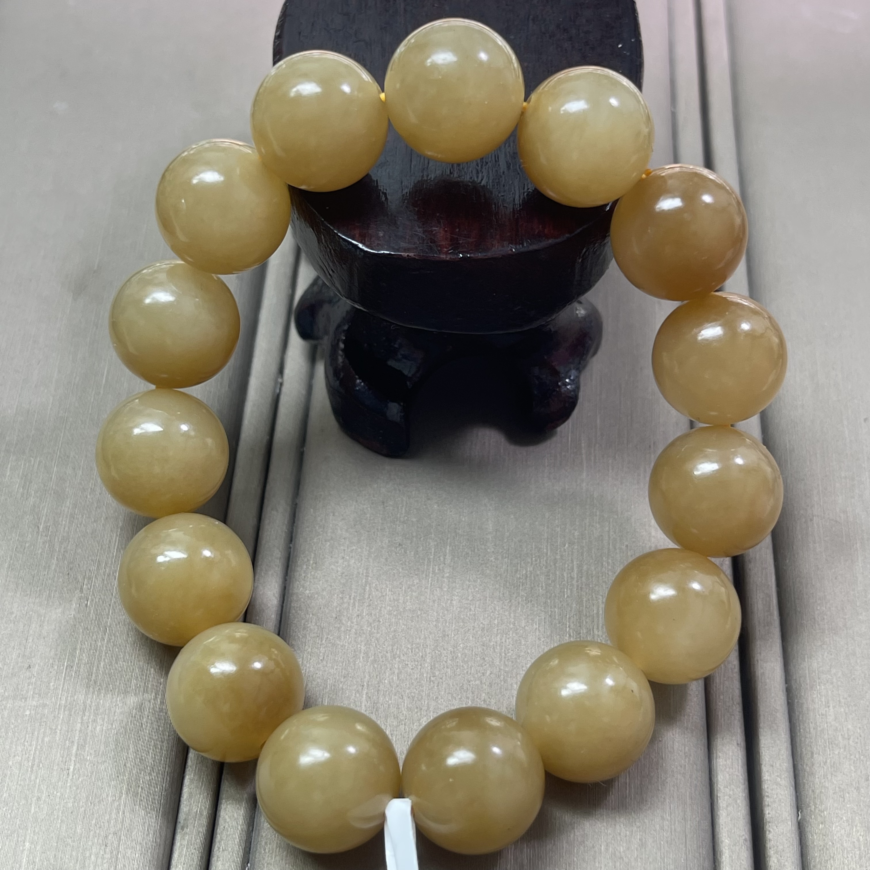 天然和田玉手串14mm新疆且末蜂蜜糖圆珠油润微渐变一物一证