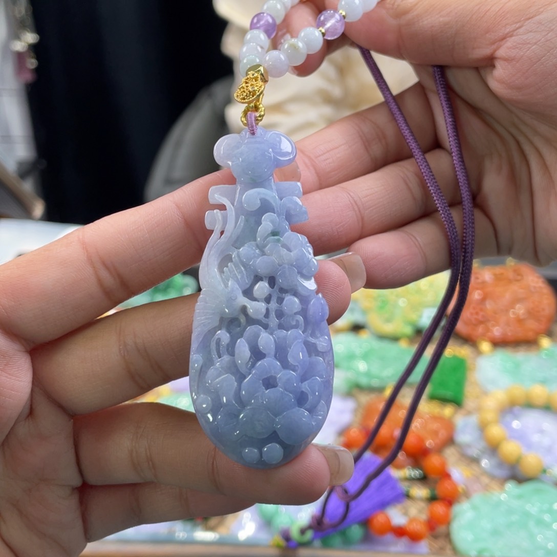 翡翠颈饰未镶嵌代编织