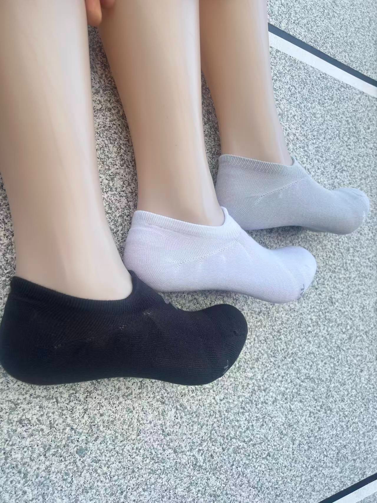 小蝴蝶结短筒男女同款袜，十块九毛九  二十双 